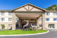 Quality Inn & Suites Vail Valley Hotels in Eagle County