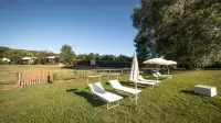 Cottage Beach Vico Hotel di Sutri