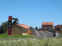 Hôtel Cantal Cottages Hotels in Anglards-de-Saint-Flour