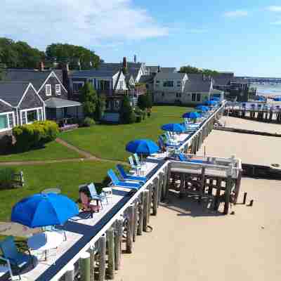 The Masthead Resort Hotel Exterior