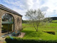 Gîte with Lake View - Pet friendly