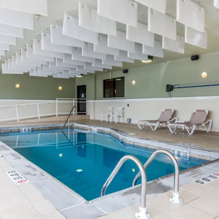 Comfort Suites