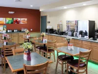 Quality Inn & Suites Cincinnati Sharonville Hotels in Sharonville