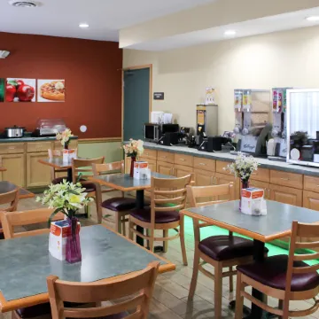 Quality Inn & Suites Cincinnati Sharonville