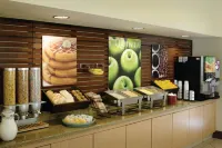 La Quinta Inn & Suites by Wyndham Atlanta Ballpark/Galleria - Morgenmad