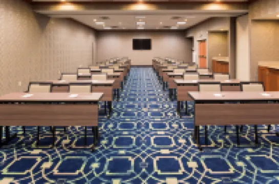 Hampton Inn & Suites East Lansing/Okemos Hotels in Okemos