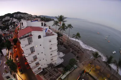 Emperador Vallarta Beachfront Hotel and Suites Hotels near Old Vallarta