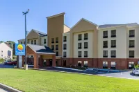 Comfort Inn & Suites - Pools