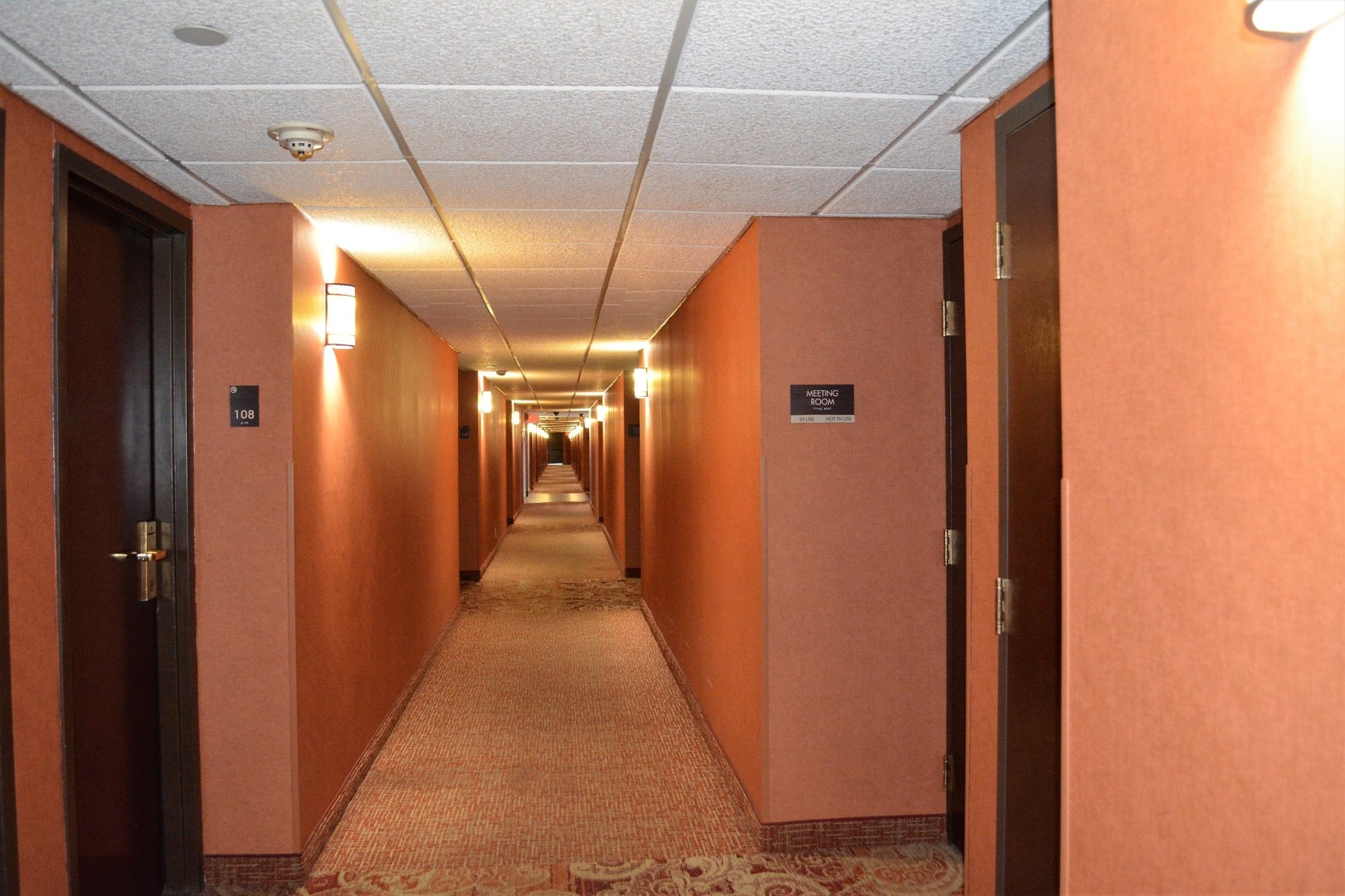 Comfort Inn & Suites Evansville Airport