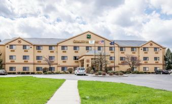 Quality Inn & Suites South Bend Airport