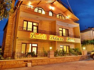 Dedeli Deluxe Hotel