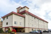 Super 8 by Wyndham Ketchikan Các khách sạn gần Creek Street