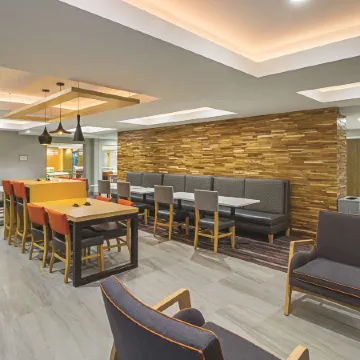 La Quinta by Wyndham Orange County Airport