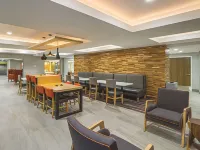 La Quinta by Wyndham Orange County Airport Hotels in Orange County