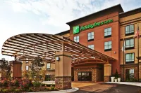 Holiday Inn & Suites Stillwater - University West Hotel dekat OSU Museum of Art
