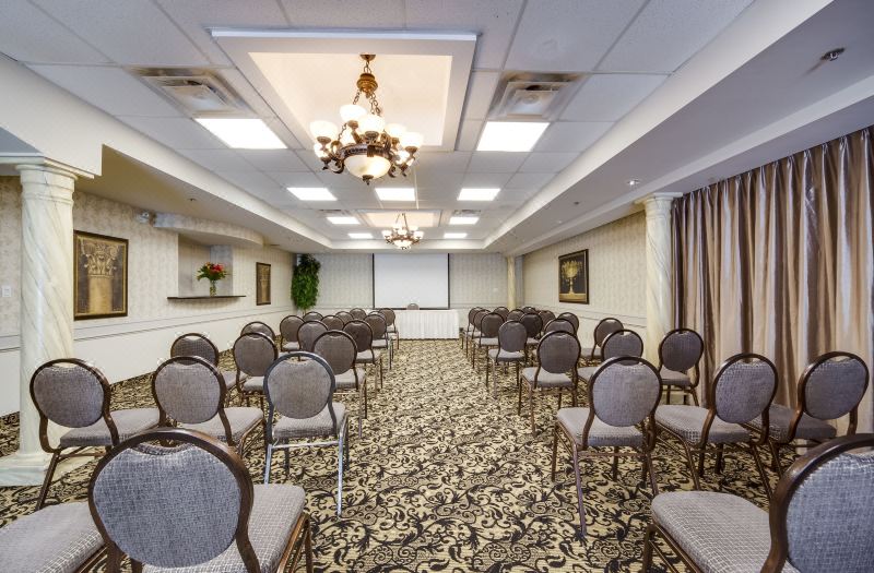 Monte Carlo Inn Vaughan Suites photo 5