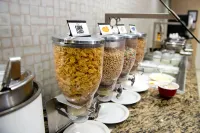 Residence Inn Toronto Vaughan - Bữa sáng