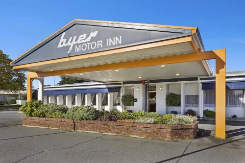 Byer Fountain Motor Inn
