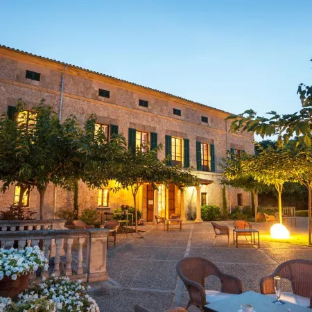 Hotel Llenaire