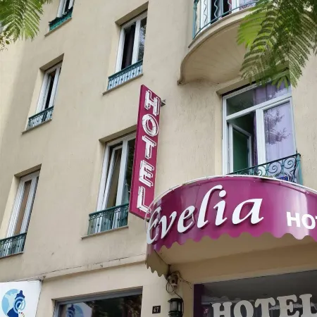 Evelia Hotels