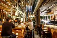 SkyCity Hotel - Bars
