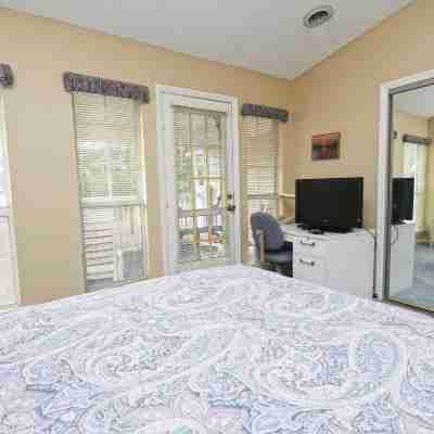 Litchfield Beach & Golf Resort Rooms