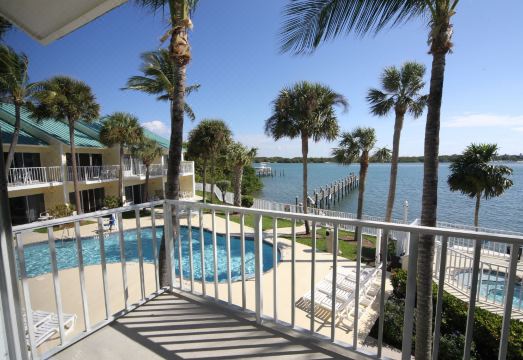 주피터 워터프런트 인