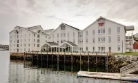 Thon Hotel Kristiansund Hotels near Huset med det rare i