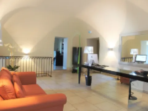 佩爾拉羅莎酒店 利勒魯斯酒店