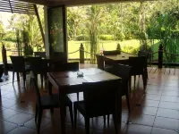 Bintang Flores Hotel - breakfast