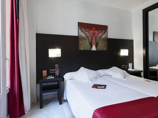 Hotel Del Pintor Room Reviews Photos Malaga 2021 Deals Price Trip Com