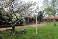 Grange Burn Motel Hotels in Hamilton