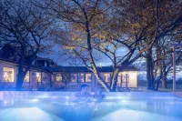 Hotell Mossbylund - Pools
