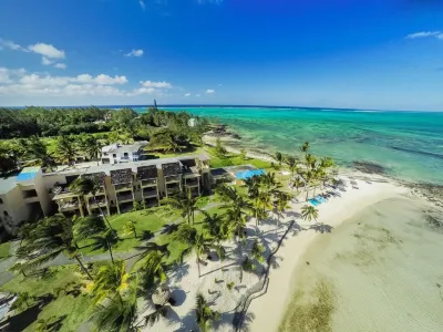Jalsa Beach Hotel & Spa Hotels in Poste Lafayette