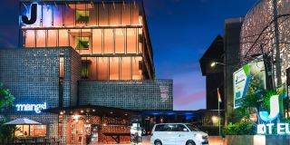 J Hotel Kuta
