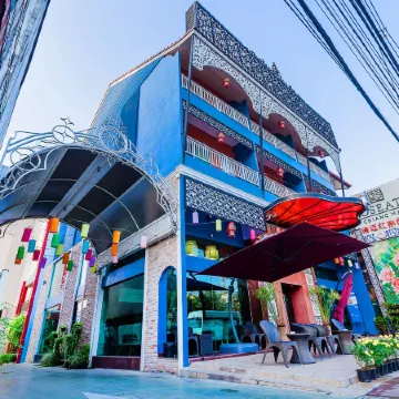 Roseate Chiang Mai Отели рядом с достопримечательностью «Ворота Чангпуак»