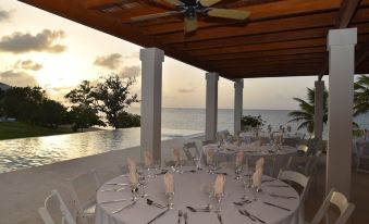 Las Verandas Hotel & Villas