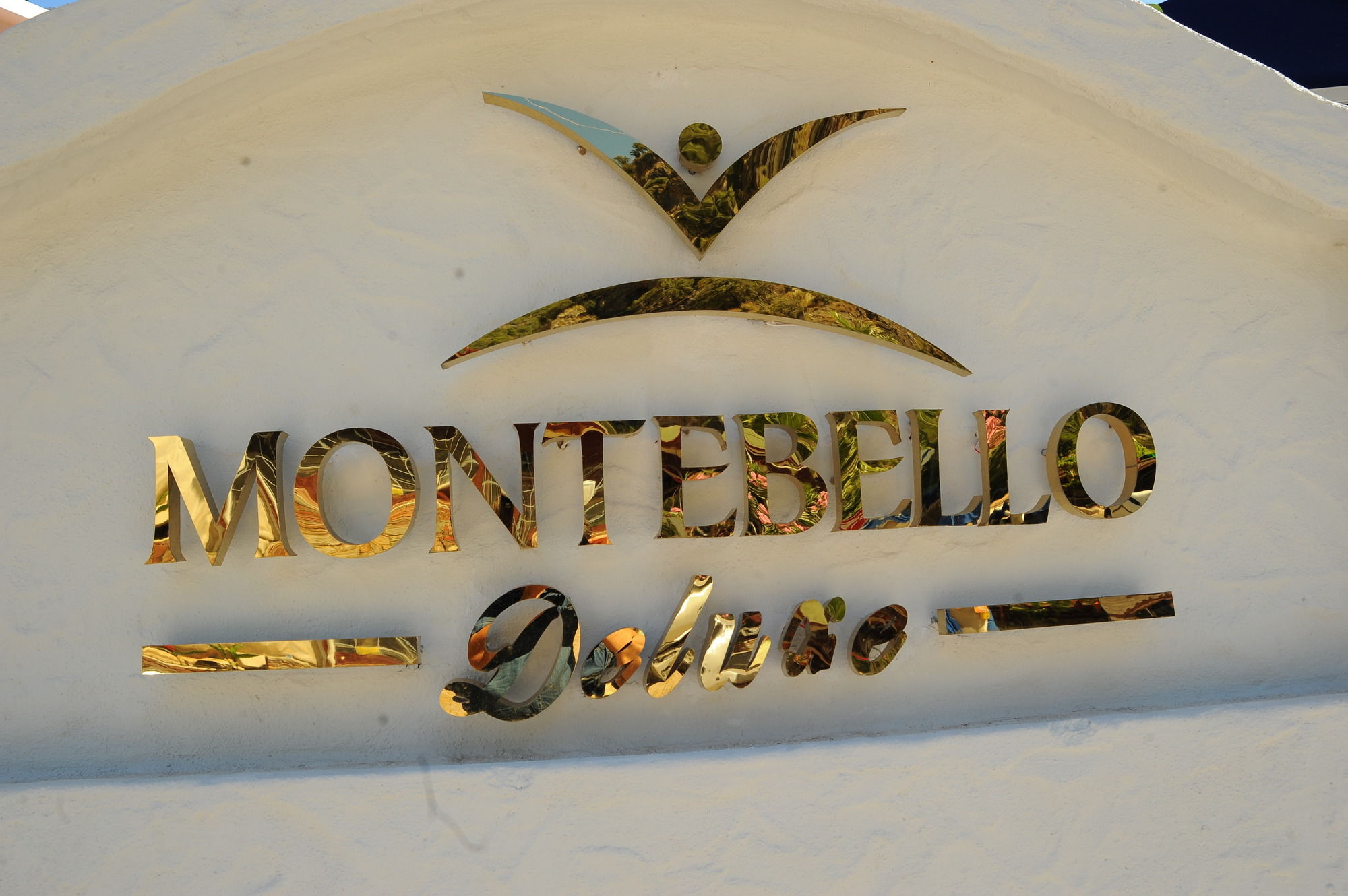Montebello Deluxe