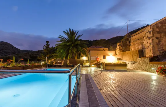 艾爾蒙達隆鄉村酒店