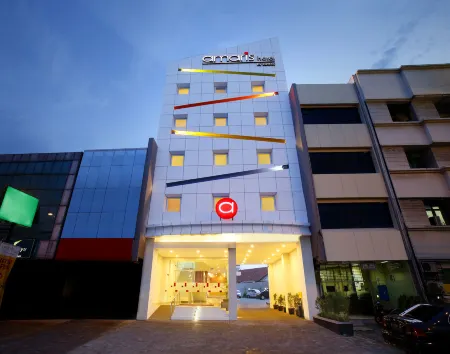 Amaris Hotel Cilegon Отели в г. Purwakarta