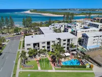 Joanne Apartments Hotels in der Nähe von Caloundra Regional Gallery