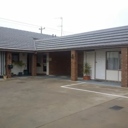Shepparton Motor Inn Tudor House Motel