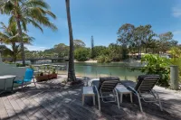 Caribbean Noosa Hotels in Noosa Heads