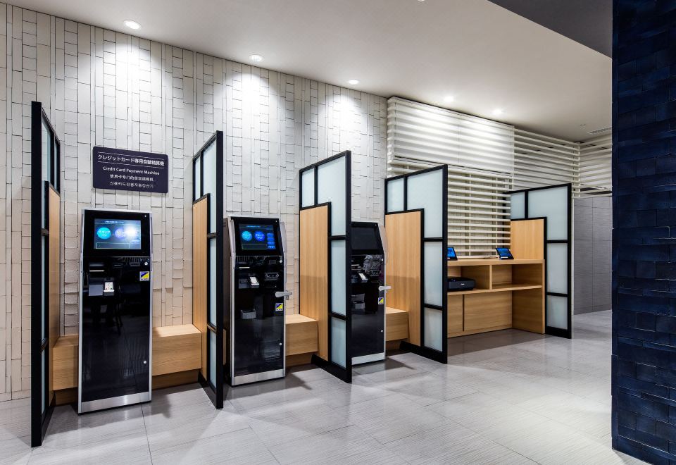 다이와 로이넷 호텔 도쿠시마 에키마에 외관