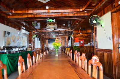 Restaurant San San Hotel Photo