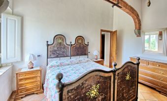 Borgo Del Castellaccio - Housity