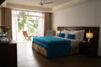 Sayura Beach Hotel فنادق في Talpe