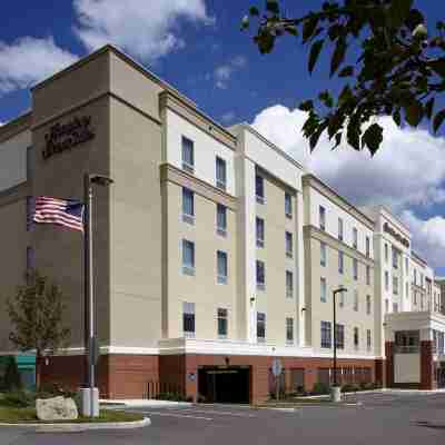 Hampton Inn & Suites Pittsburgh Airport South–Settlers Ridge Hotel Exterior