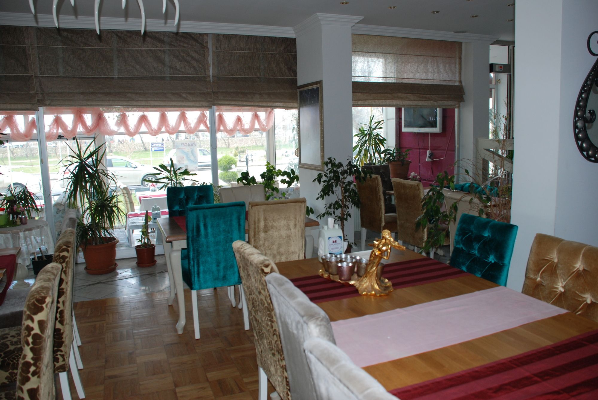 Sarıçay Rhodius Otel