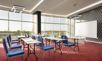 Ramada Hotel & Suites by Wyndham Edirne